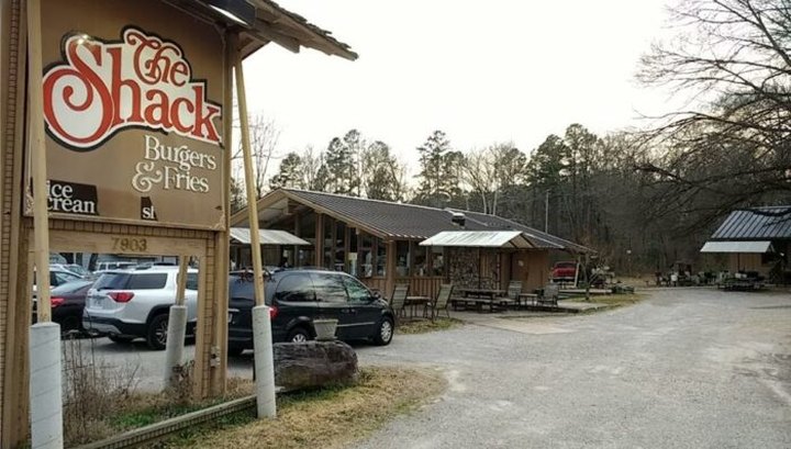The Roadside Hamburger Shack In Arkansas That Shouldn’t Be Passed Up