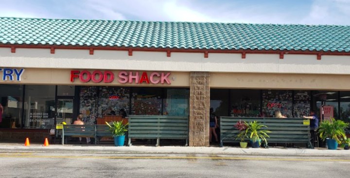 The Best Local Seafood In The South Can Be Found At This Unassuming Strip Mall Spot In Florida