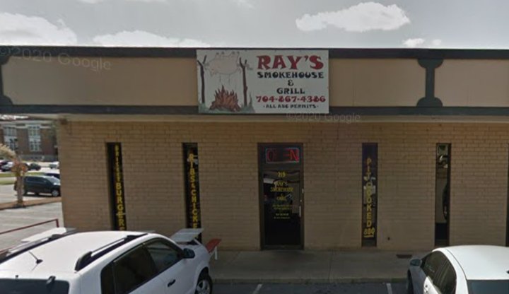 Home Of The 3-Pound Burger, Ray's Country Smokehouse In North Carolina Shouldn't Be Passed Up