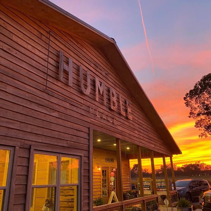 This Tiny Café And Store In Mississippi Is Hidden In The Piney Woods And Has Everything Your Heart Desires