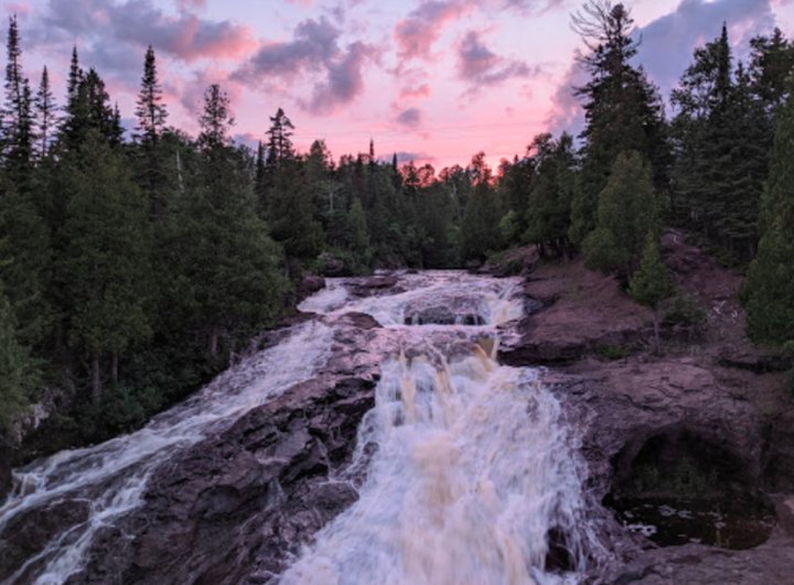 You Can Practically Drive Right Up To The Beautiful Cross River Falls In Minnesota