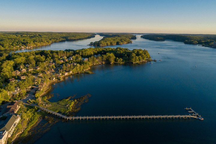 This Maine Resort In The Middle Of Nowhere Will Make You Forget All Of Your Worries