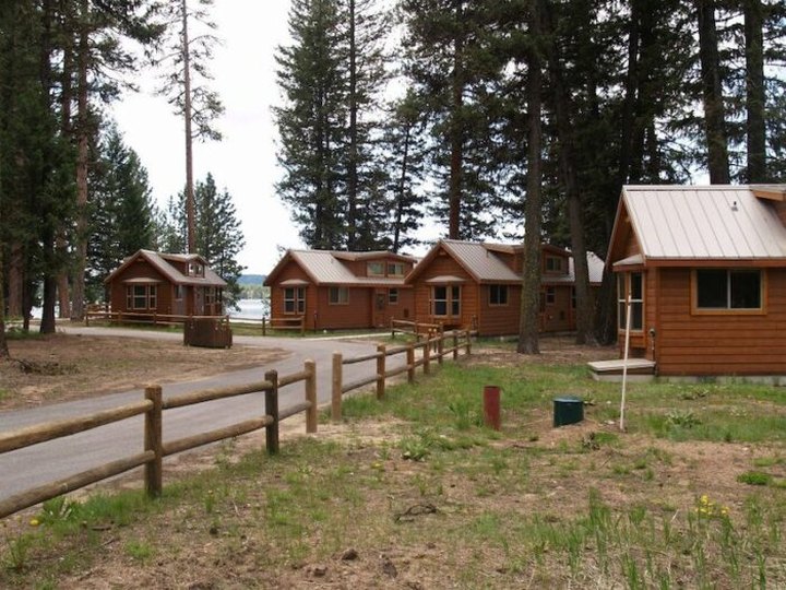 Tucked Away In A State Park, These Lakeview Cabins Are The Perfect Way To Experience Idaho’s Beauty