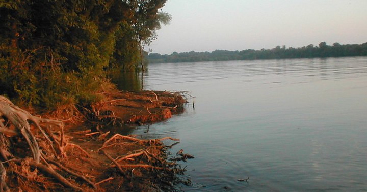The Terrifying Story Behind This Nashville Lake Will Send Shivers Down Your Spine