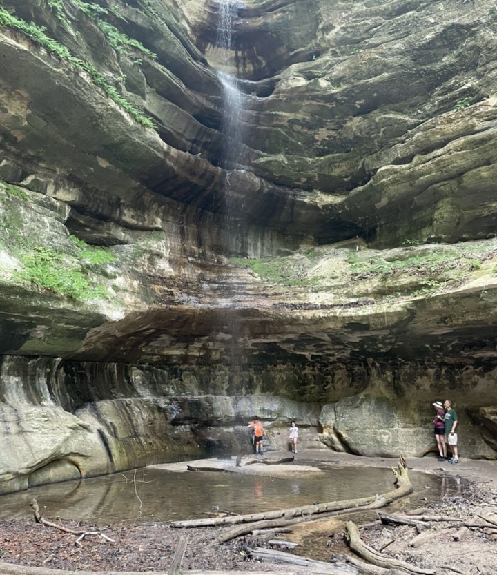 If There Are Only 3 Family Hikes You Ever Take In Illinois, Follow These Easy Trails