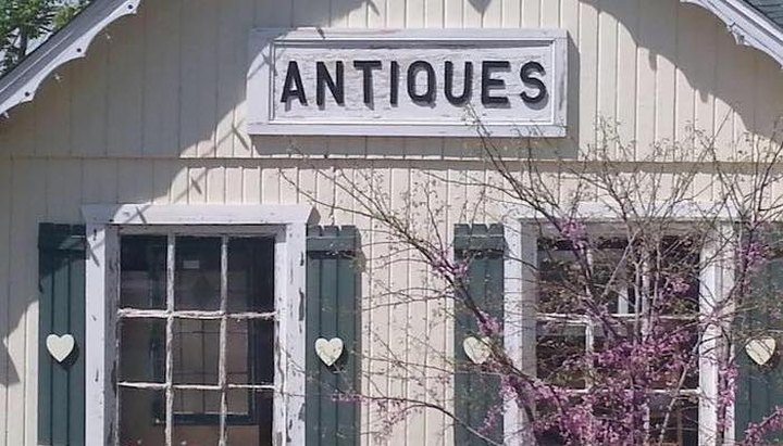 The Coolest Place To Shop In Iowa, Iowa Farmhouse & Barntiques Is An Antiques Store In A Remodeled Barn