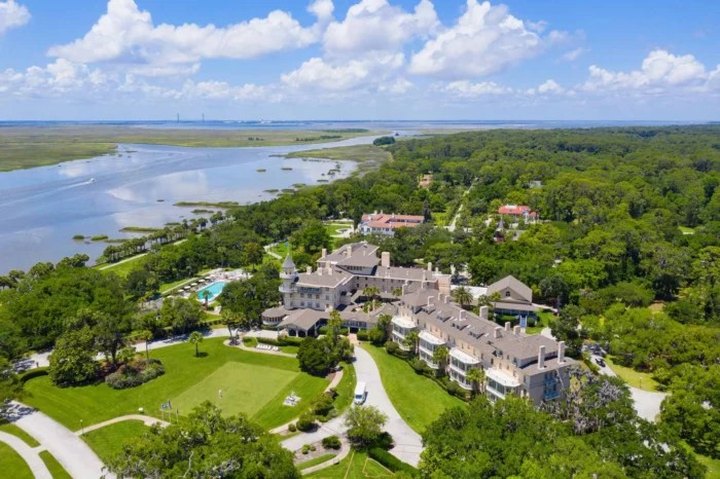 Visit Jekyll Island Club Resort, A Beautiful Island Resort In Georgia