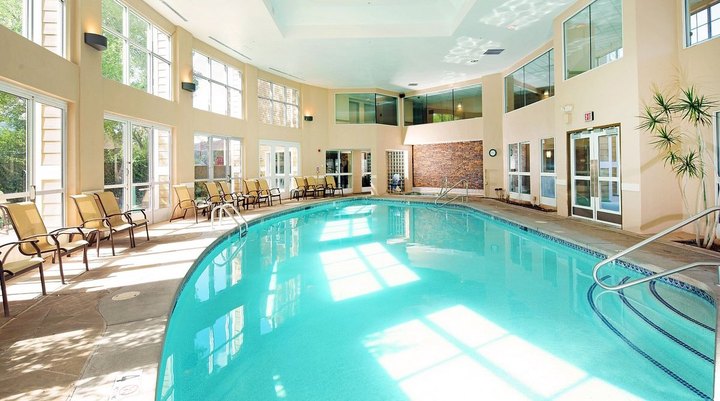 Year-Round, Rain Or Shine, Take A Dip In Arizona's Largest Indoor Pool At The Grand Canyon Railway Hotel