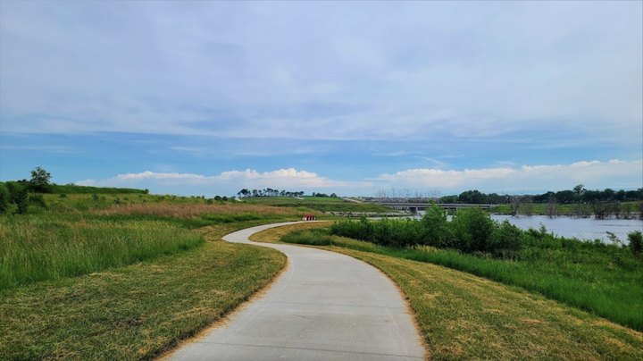 Take A Paved Loop Trail Around This Nebraska Lake For A Peaceful Adventure