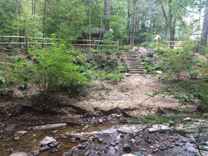 Take A Scenic Hike On This Shaded, Kid-Friendly Trail In Georgia To Stay Cool