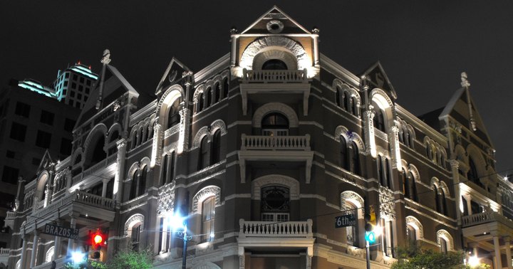 5 Haunted Hotels Around Austin That Will Make Your Stay A Nightmare