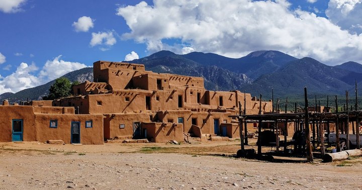 Taos Is Allegedly One Of New Mexico's Most Haunted Small Towns