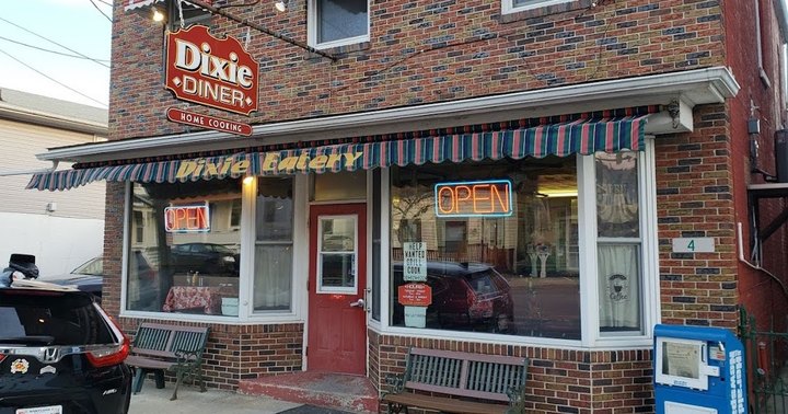 This Humble Little Restaurant In Small Town Maryland Is So Old Fashioned, It Doesn't Even Have A Website