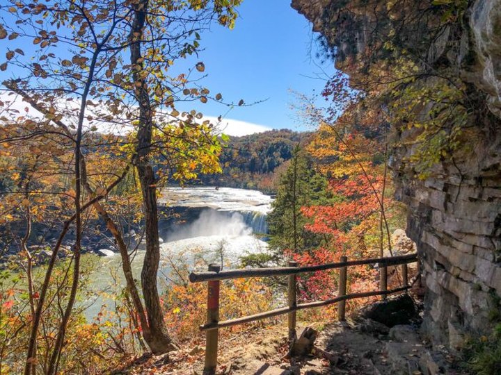 This Kentucky State Park Is The Best Place For A Fall Weekend Getaway, And Here's Why