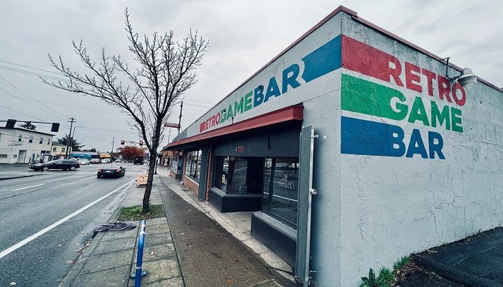 Travel Back In Time When You Visit Retro Game Bar, An Arcade Bar In Oregon