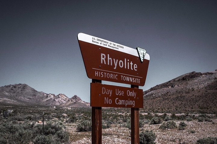 The Abandoned Ghost Town Of Rhyolite In Nevada Is One Of The Eeriest Places In America