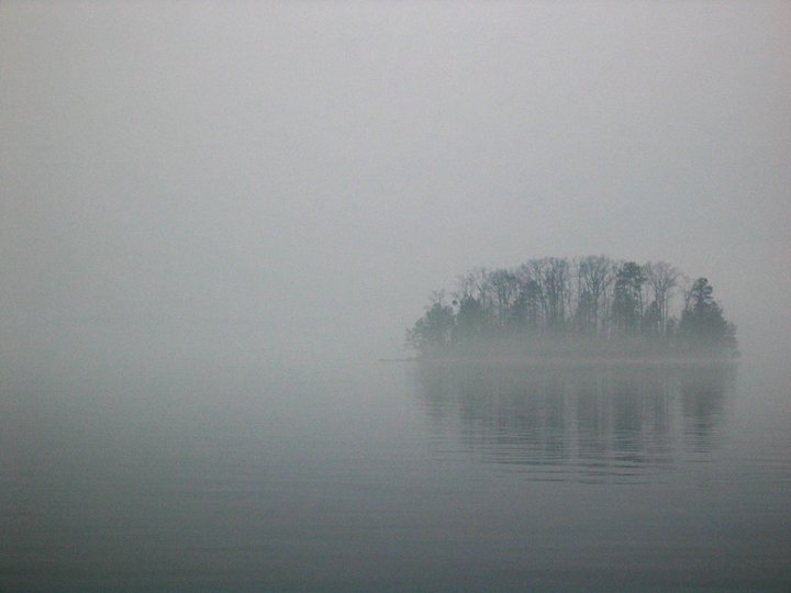 Few People Know One Of Georgia's Most Popular Lakes Is Hiding A Dark And Terrifying History