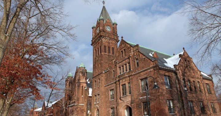 The Stunning College In South Hadley, Massachusetts That Looks Just Like Hogwarts