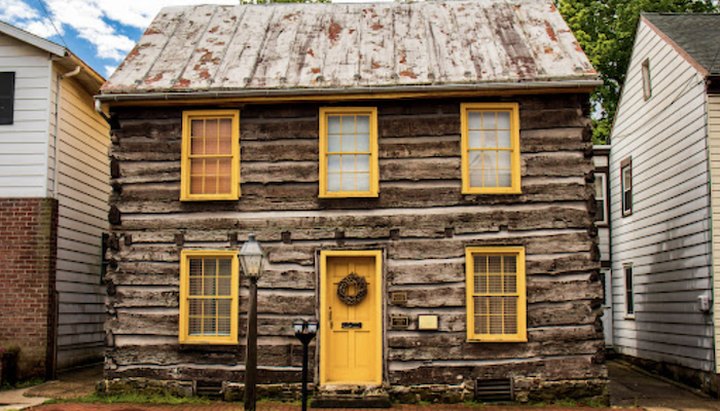This Civil War Log Cabin VRBO In Pennsylvania Is One Of The Coolest Places To Spend The Night
