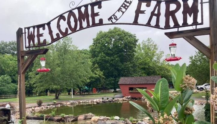Here Are 3 Farm Parks In Illinois That Make Excellent Family Day Trip Destinations