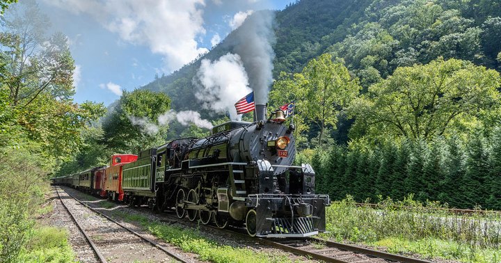 18 Epic Train Rides In The U.S. That Will Give You An Unforgettable Experience