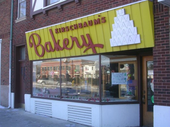 5 Small Town Bake Shops In Illinois Worthy Of A Sweet Tooth's Pilgrimage