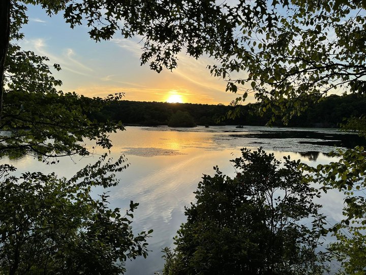 This 2.3-Mile Trail In New Jersey Leads To A Gorgeous Mountain Lake
