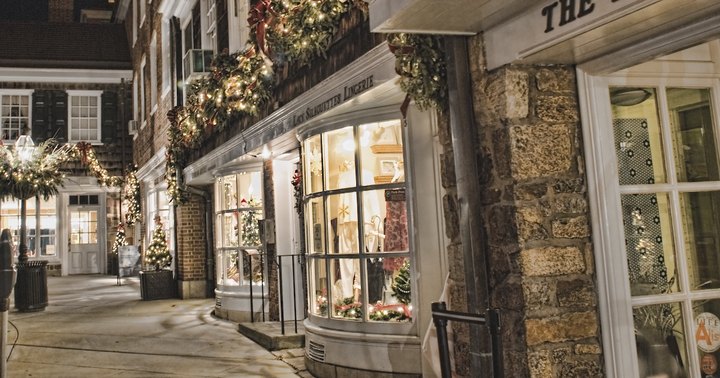 Here Are The Top 9 Christmas Towns In New Jersey. They're Magical.