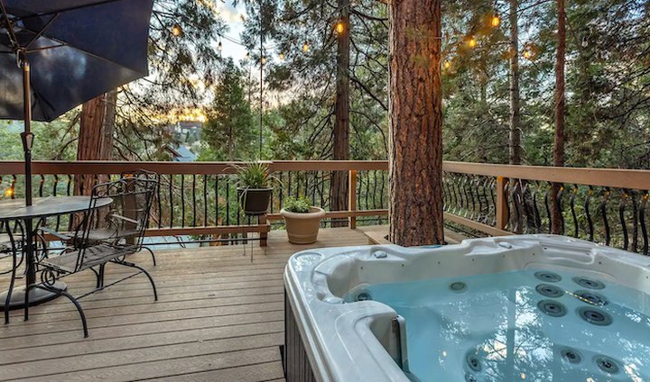 Soak In A Hot Tub Surrounded By Natural Beauty At These 5 Cabins In Southern California