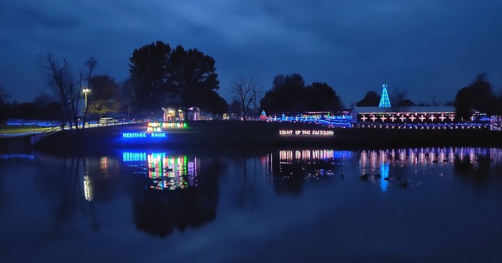 Northern Kentucky's Only Drive-Thru Christmas Light Show Is Bringing The Magic This Season