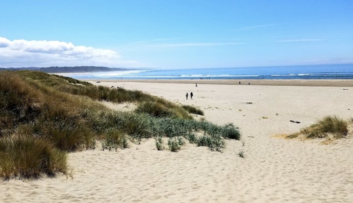 Few People Know One Of Oregon's Most Popular Beaches Is Hiding A Dark And Terrifying Secret