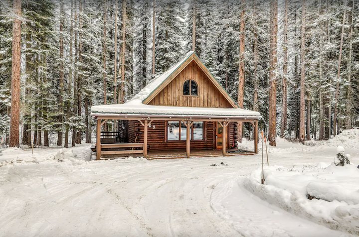 This Charming Cabin In The Small Town Of McCall, Idaho Is A Fantastic Weekend Getaway