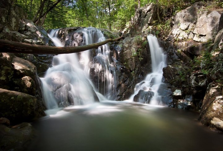 Spend The Day Exploring Dozens Of Waterfalls In Virginia's Shenandoah National Park