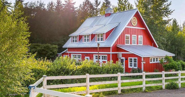 Go Apple Picking, Then Sleep In A Red Barn Loft Surrounded By Fall Foliage On This Weekend Getaway In Washington