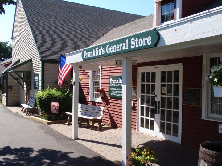 This Small Town General Store In Connecticut Sells The Most Amazing Homemade Fudge You'll Ever Try