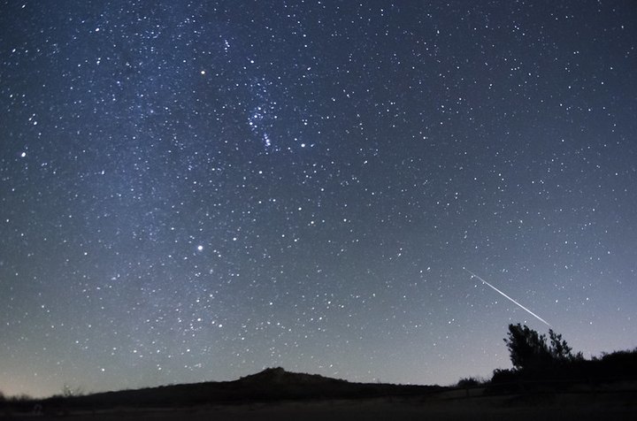 The Boldest And Biggest Meteor Shower Of The Year Will Be On Display Above Rhode Island In December