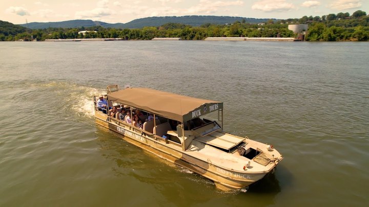 Explore Chattanooga From Land And Water On This Duck Boat In Tennessee