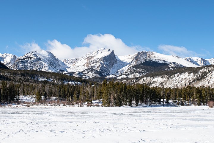 Don't Let These Stunning Views Fool You, Sprague Lake Trail In Colorado Is Actually An Easy Hike