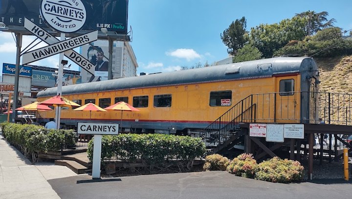 This Train Car In Southern California Is Actually A Restaurant And You Need To Visit