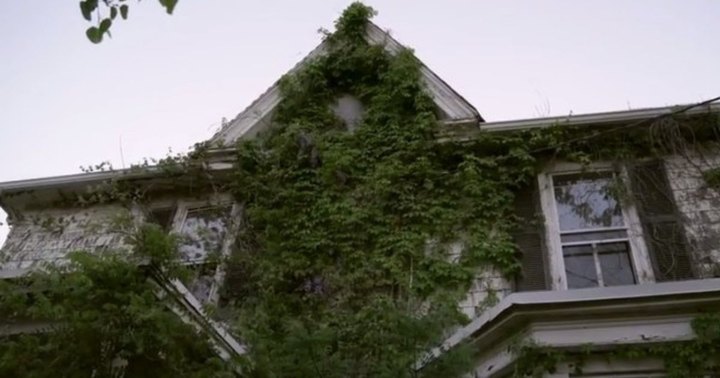 This Abandoned House In Maryland Has An Evil And Twisted Past