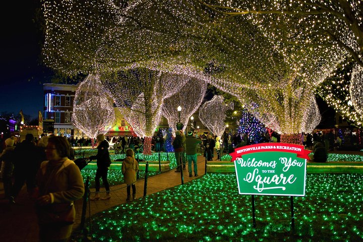 Walk Through A Winter Wonderland Of Lights This Holiday Season At The Bentonville Square In Arkansas