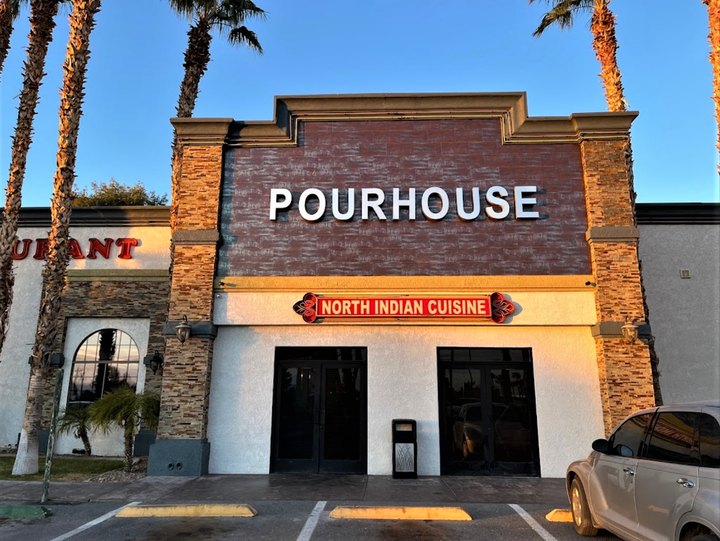 The One Unique Restaurant In Nevada Where You Can Eat Both Buffalo Wings And Indian Food