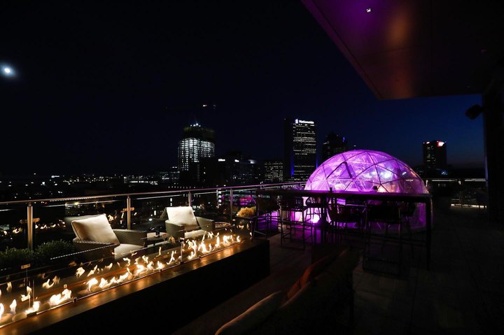 Stay Warm And Cozy All Season Long In The Heated Igloos At This Rooftop Restaurant In Columbus, Ohio