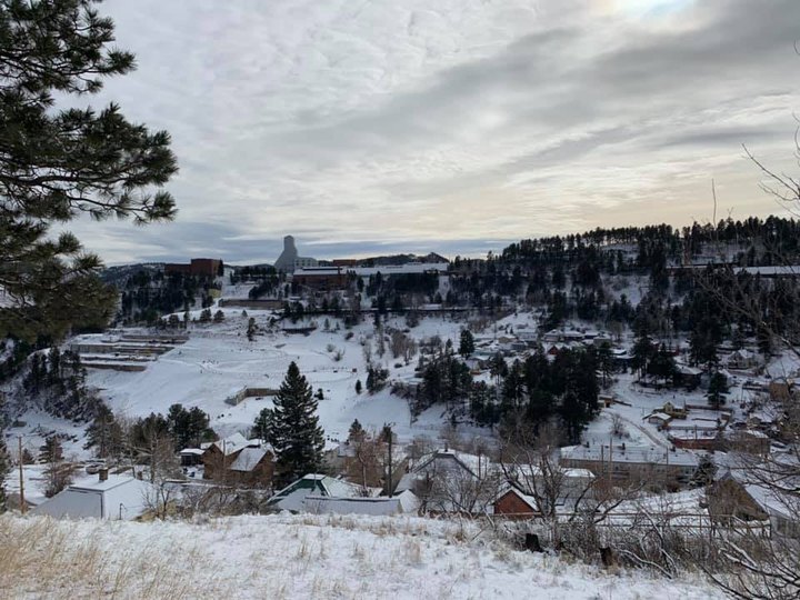 A Winter Getaway To South Dakota's Snowiest Town Is Nothing Short Of Magical