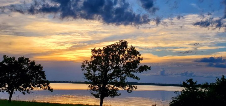 Here Are 12 Of The Most Beautiful Lakes In Kansas, According To Our Readers