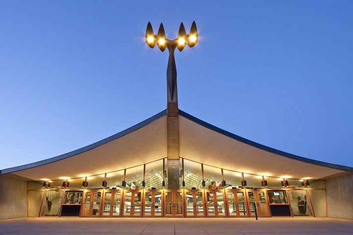 This Ice Rink In Connecticut Is The Most Unique Thing You’ve Ever Seen