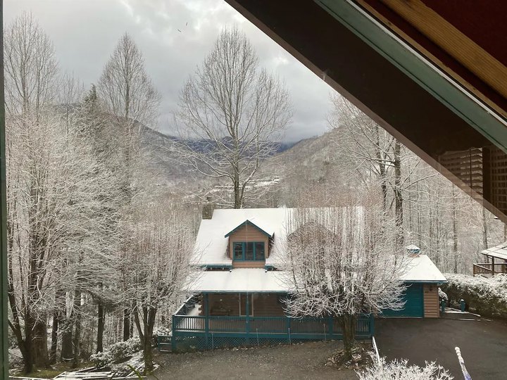 Get Away From It All Each Month Of The Year With These 12 Magnificent Escapes