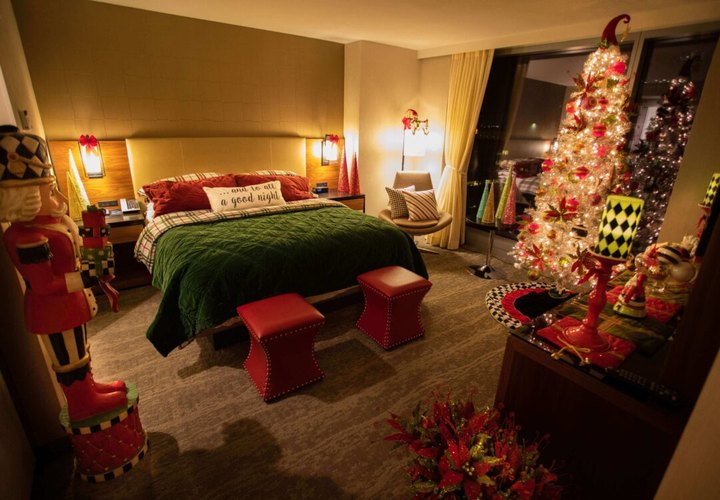 Ride A Christmas Train, Then Stay In A Christmas-Themed Hotel For A Holly Jolly Cleveland Adventure
