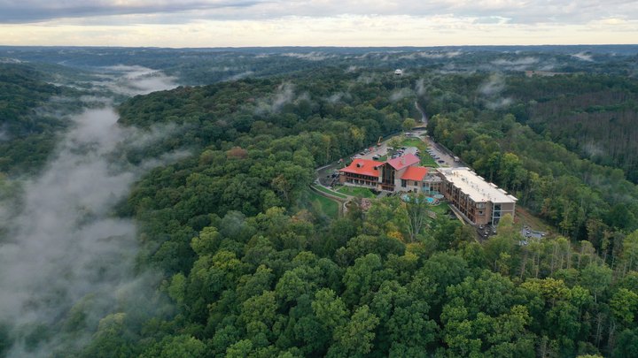 This Stunning Lodge Offers An Affordable, Resort-Level Getaway In One Of Ohio's Most Beautiful State Parks