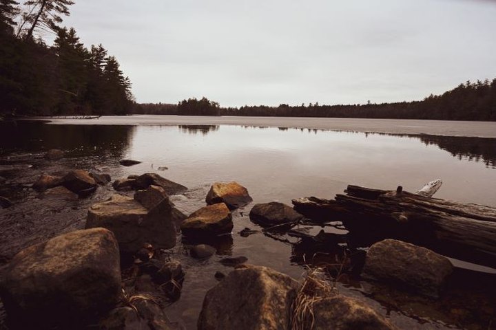 There's A Lake In Maine That Looks Just Like China Lake, But Hardly Anyone Knows It Exists